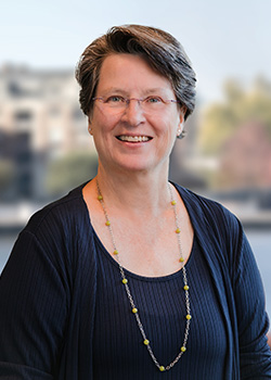 Lucy Morris